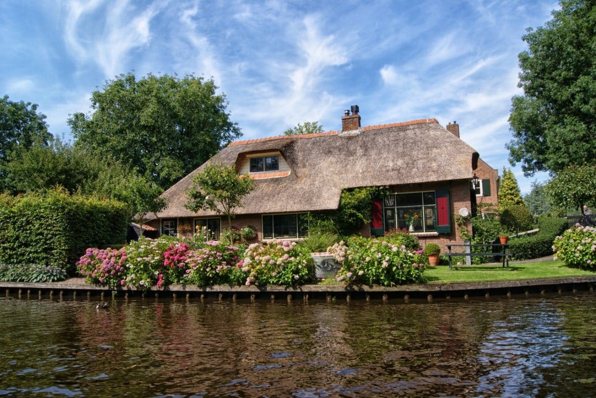 Giethoorn, The Town With No Roads